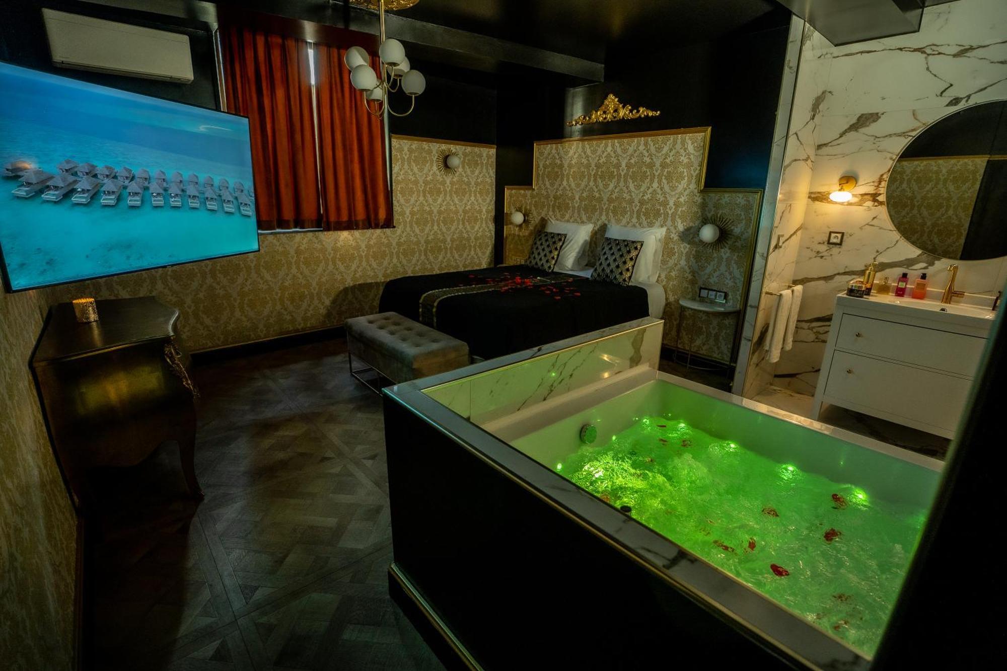 Appartement D'Exception Avec Jacuzzi Виллефранче-Сур-Салне Экстерьер фото